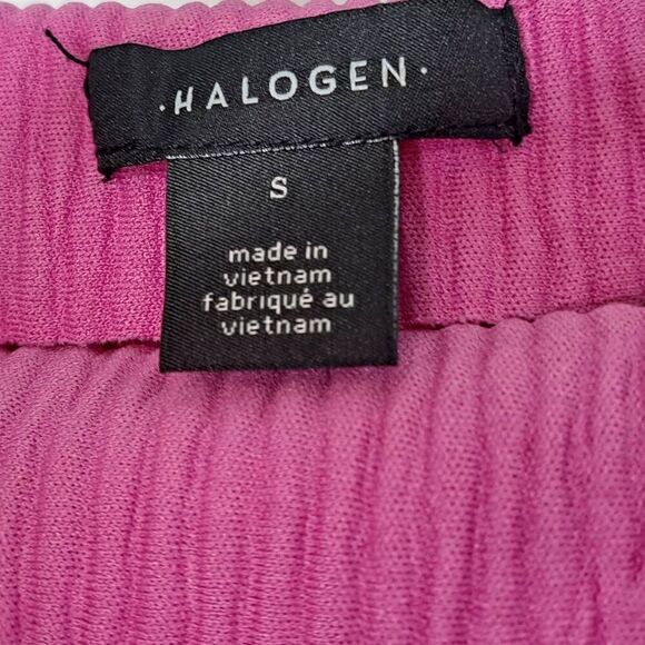 Halogen Women's Plissé Smocked Funnel Neck Top in Pink size Small - Picture 7 of 7